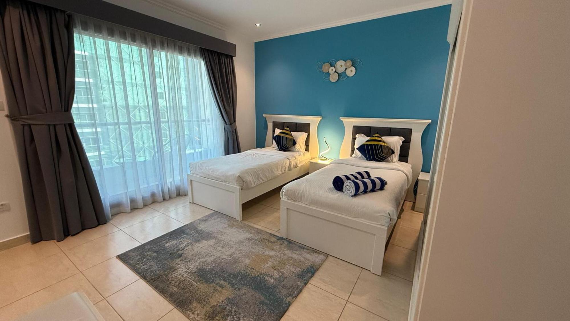 Premium Dubai Marina Two Bedroom Apartments With Sea View - Family Only Dış mekan fotoğraf