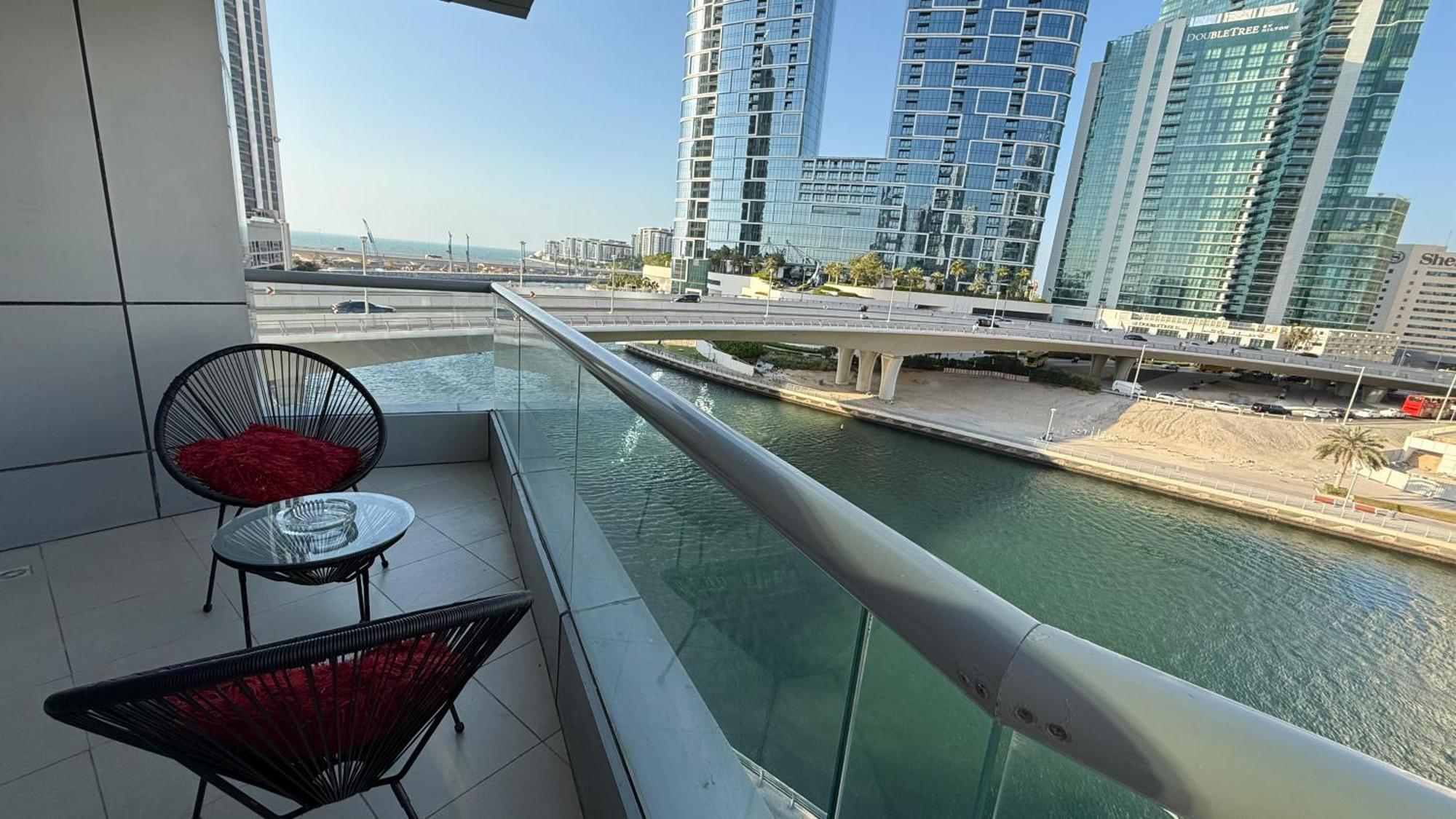 Premium Dubai Marina Two Bedroom Apartments With Sea View - Family Only Dış mekan fotoğraf